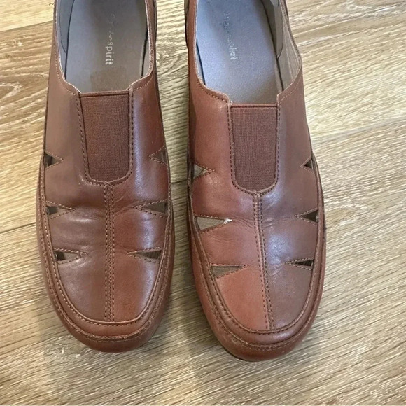 Easy Spirit Women's Daisie Flat Medium Brown Leather/Textile Shoe Size 8.5 GUC - Picture 4 of 7